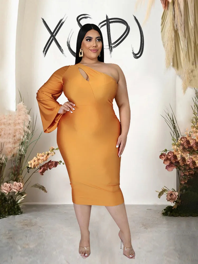 Curvy Elegant One Shoulder Long Sleeve Dress